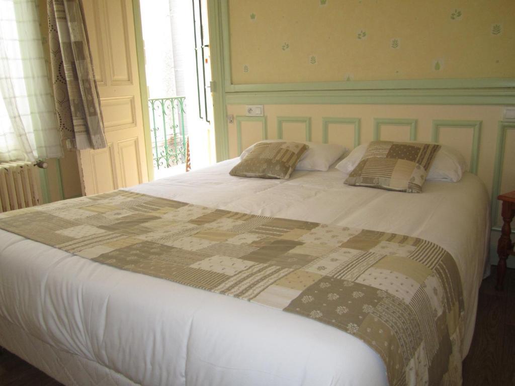 Hotel Arlequin ทรัวส์ ห้อง รูปภาพ