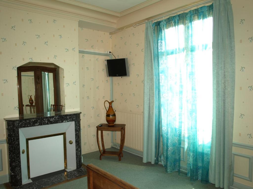 Hotel Arlequin ทรัวส์ ภายนอก รูปภาพ
